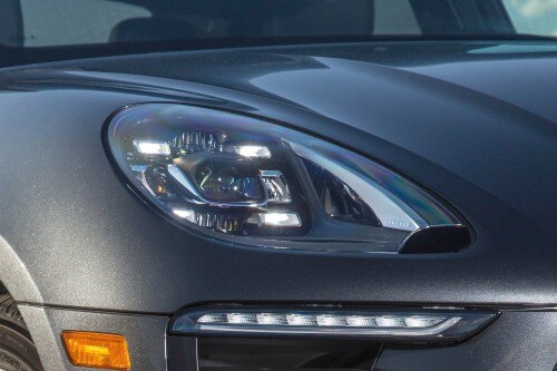 2018 Porsche Macan GTS 4dr SUV Headlamp Detail