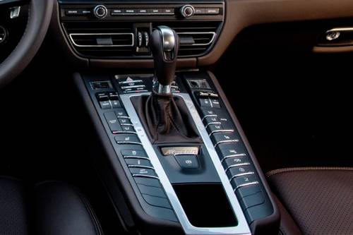 2019 Porsche Macan S 4dr SUV Shifter