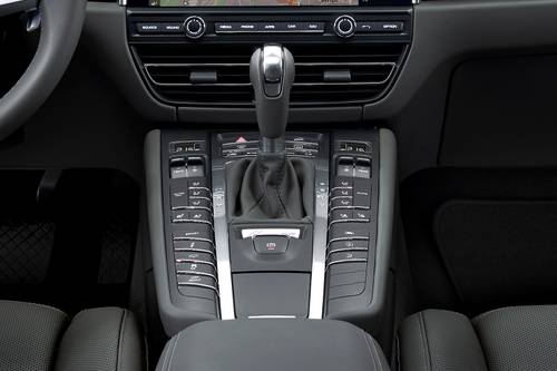 Porsche Macan 4dr SUV Shifter