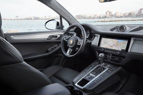 Porsche Macan S 4dr SUV Dashboard