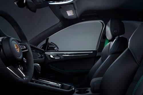 Porsche Macan GTS 4dr SUV Interior