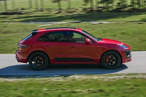 Porsche Macan GTS 4dr SUV Profile