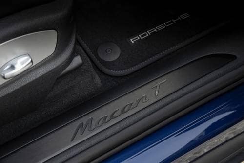 Porsche Macan T 4dr SUV Interior Detail