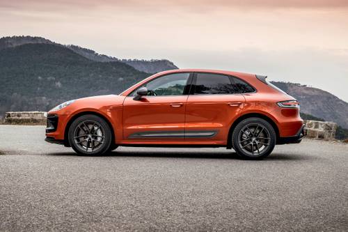 Porsche Macan T 4dr SUV Profile
