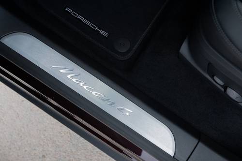 2024 Porsche Macan 4 Electric 4dr SUV Interior Detail
