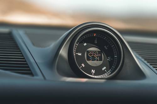 2025 Porsche Macan 4dr SUV Interior Detail