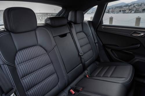 2025 Porsche Macan T 4dr SUV Interior Detail