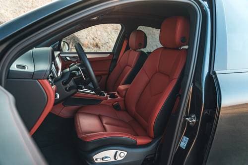 2026 Porsche Macan 4dr SUV Interior