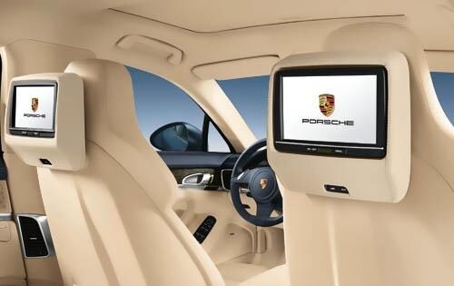 2010 Porsche Panamera Turbo Rear Passenger LCD Display Detail
