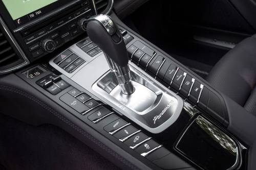 2016 Porsche Panamera S E-Hybrid Sedan Shifter