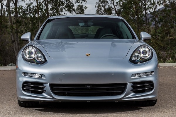 The 2016 Porsche Panamera The 2016 Porsche Panamera