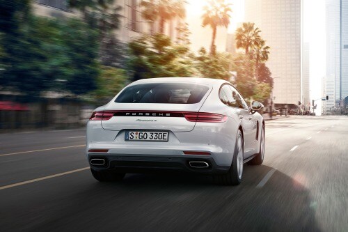2017 Porsche Panamera 4 E-Hybrid Sedan Exterior