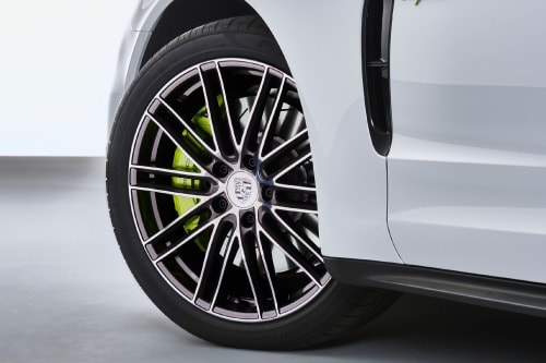 2017 Porsche Panamera 4 E-Hybrid Sedan Wheel