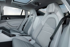 2017 Porsche Panamera Interior Pictures