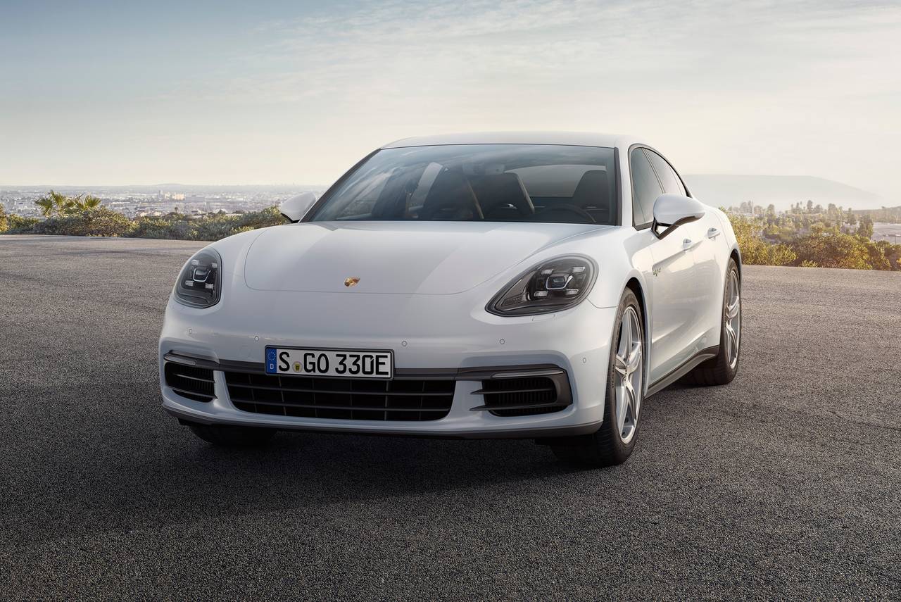 Porsche panamera 2018