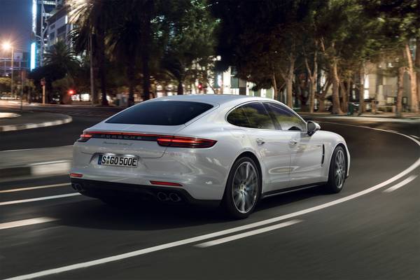 2019 Audi Rs 5 Sportback Vs 2018 Porsche Panamera