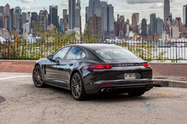 2019 Audi A6 Vs 2018 Porsche Panamera