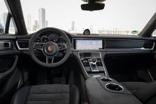 2019 Porsche Panamera Sedan Dashboard