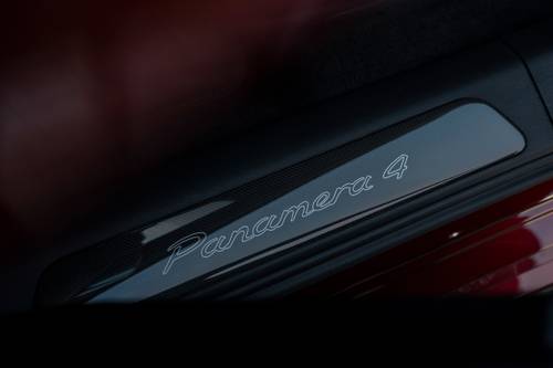 2021 Porsche Panamera 4 E-Hybrid Sedan Interior Detail