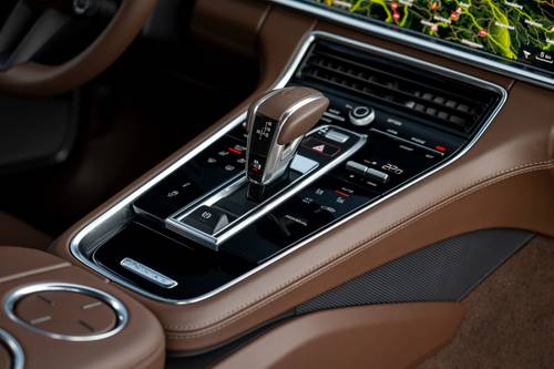 2021 Porsche Panamera 4S E-Hybrid Sedan Shifter