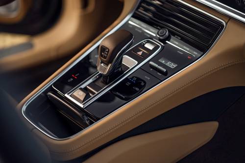 2021 Porsche Panamera 4S E-Hybrid Sedan Shifter