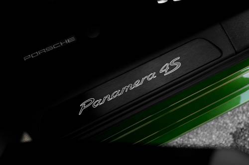 2021 Porsche Panamera 4S Sedan Interior Detail