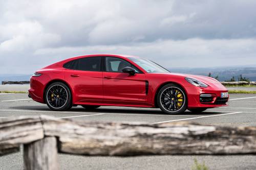 2021 Porsche Panamera GTS Sedan Exterior