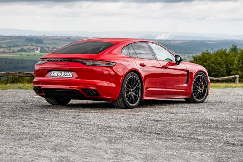 GTS 4dr Sedan AWD (4.0L 8cyl Turbo 8AM) GTS 4dr Sedan AWD (4.0L 8cyl Turbo 8AM)