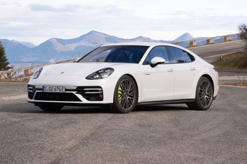 2021 Porsche Panamera Turbo S E-Hybrid Sedan Exterior