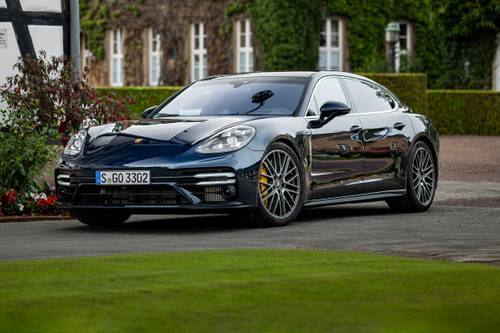 2021 Porsche Panamera Turbo S Executive Sedan Exterior