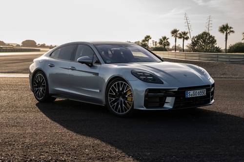 2025 Porsche Panamera Turbo E-Hybrid Sedan Exterior