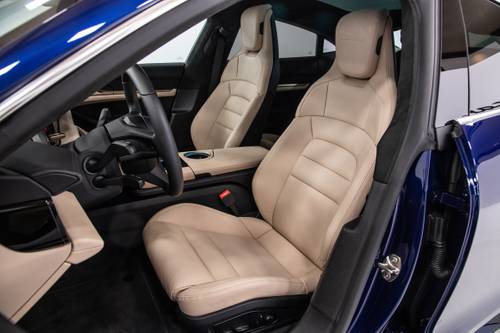 2020 Porsche Taycan Turbo Sedan Interior