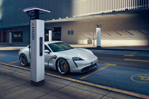 2021 Porsche Taycan Turbo S Sedan Lifestyle Exterior