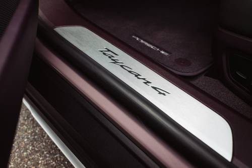2022 Porsche Taycan 4 Cross Turismo Wagon Interior Detail