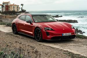 2022 Porsche Taycan GTS Sport Turismo Wagon Exterior
