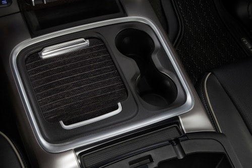 2016 Ram 1500 Limited Crew Cab Pickup Cupholders
