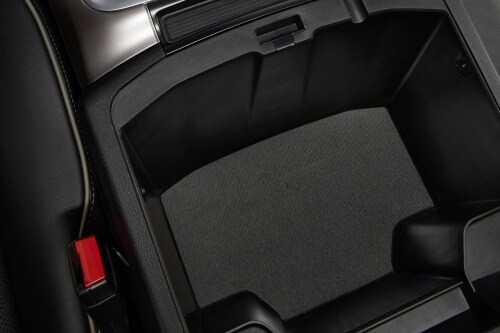 2016 Ram 1500 Limited Crew Cab Pickup Interior Detail