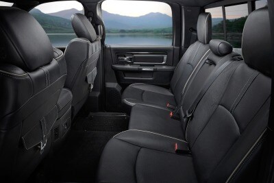 Used 2016 Ram 1500 Slt Quad Cab Review Ratings Edmunds 2016 Ram 1500 Limited Crew Cab Pickup Rear Interior