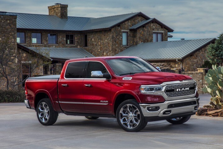 Best Family Truck >> Best Family Cars And Suvs For 2019 Edmunds Best Family Truck >> Best Family Cars And Suvs For 2019 Edmunds
