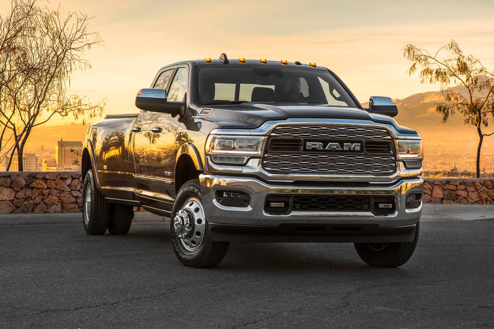2019 Ram 3500 Review Ratings Edmunds