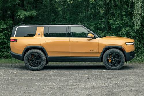 2023 Rivian R1S Launch Edition 4dr SUV Profile Shown