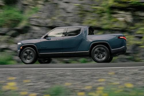 2025 Rivian R1T Dual Crew Cab Pickup Profile
