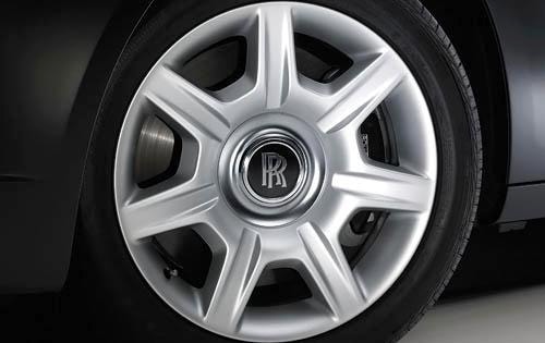 2010 Rolls-Royce Ghost Wheel Detail