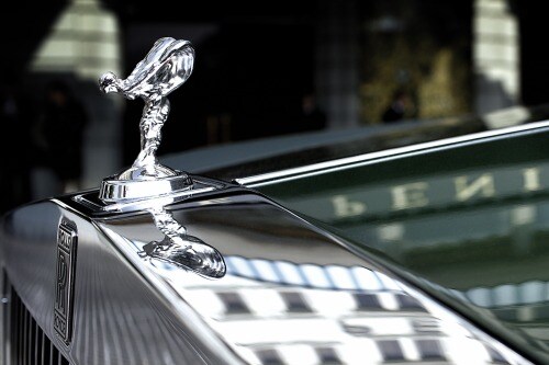 2007 Rolls-Royce Phantom Sedan Front Badge