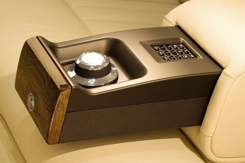 2007 Rolls-Royce Phantom EWB Sedan Interior Detail