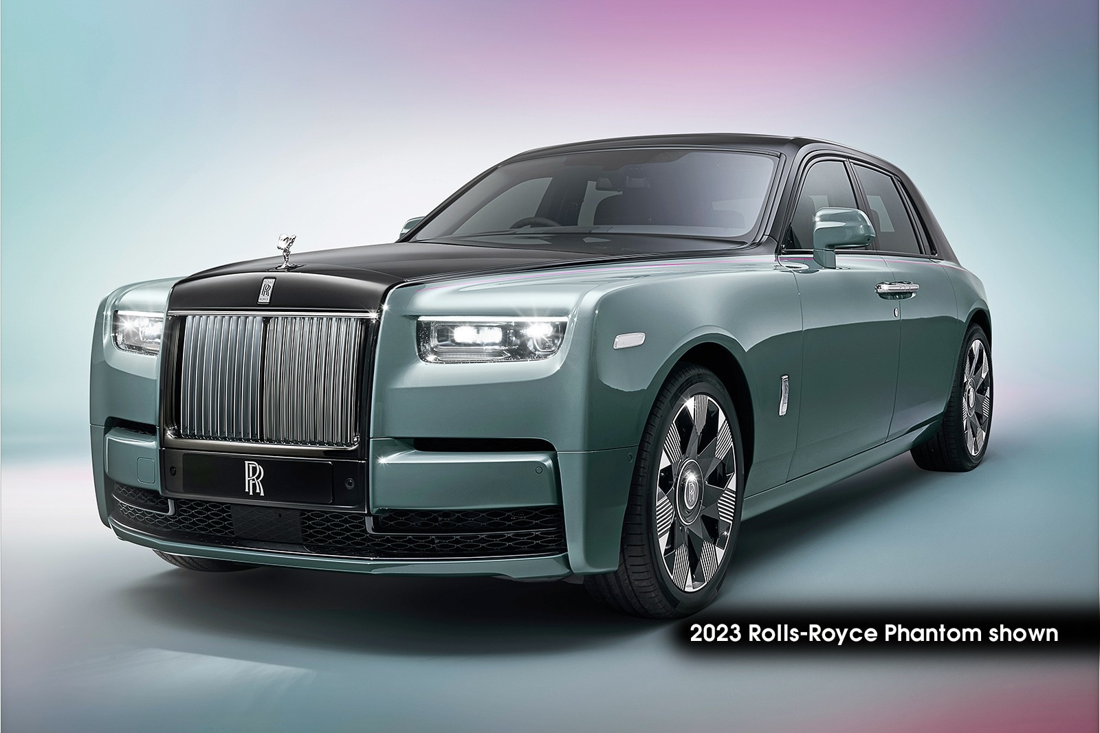 2019 Rolls-Royce Phantom Review, Pricing, and Specs