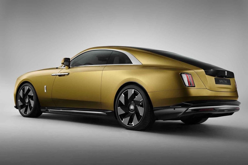 2024 Rolls-Royce Spectre: The Lady Flies Electric | Edmunds