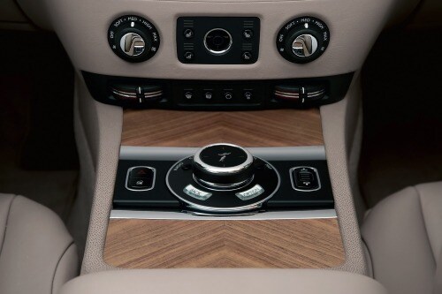 2017 Rolls-Royce Wraith Coupe Center Console