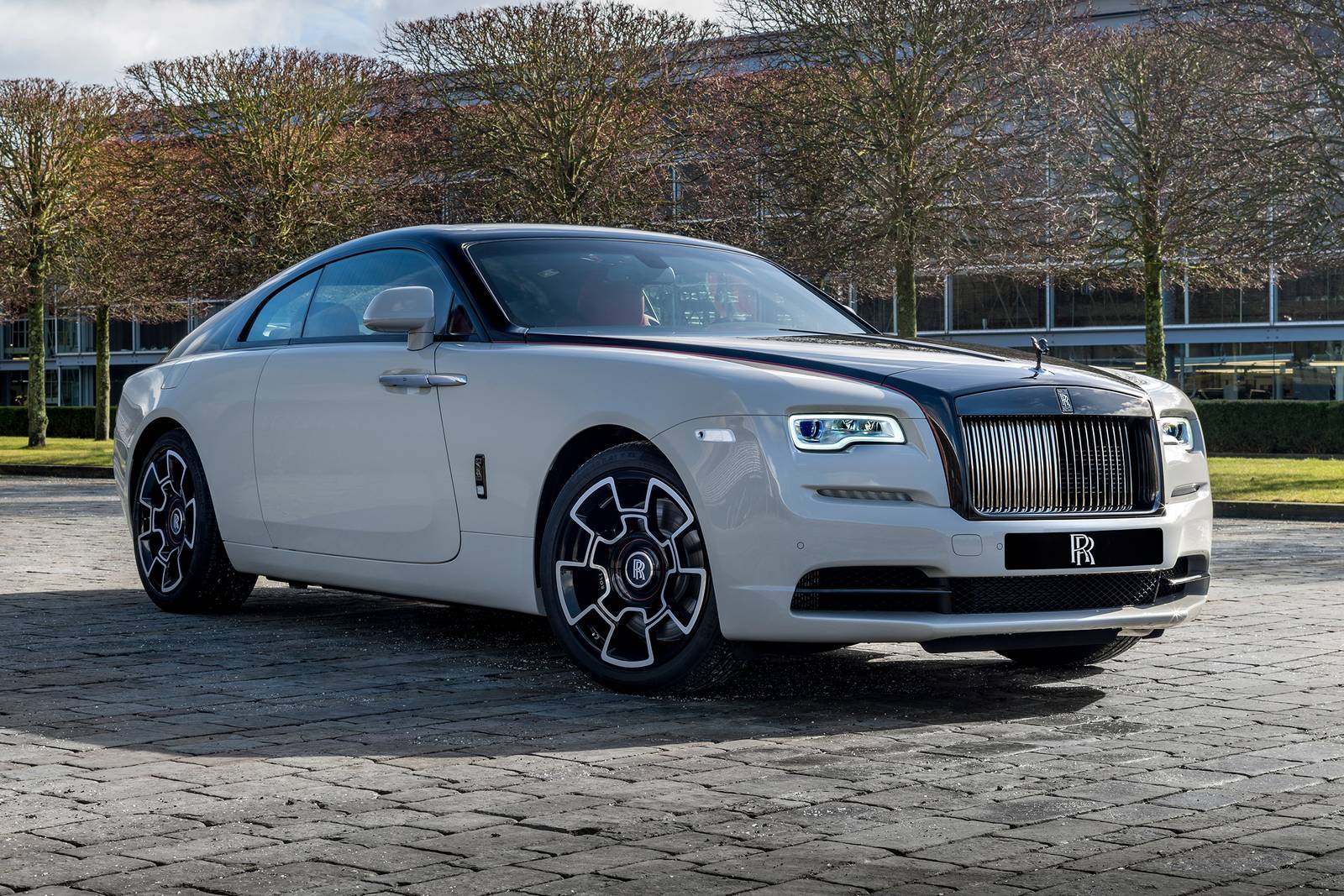 Rolls Royce Wraith Road Test New Bentley Flying Spur: 207mph Luxury