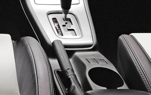 2005 Saab 9-2X Aero Transmission Shifter and E-Brake Detail
